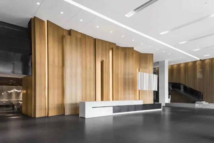 金屬覆膜鋼板的優(yōu)勢(shì)有哪些 金屬覆膜鋼板的優(yōu)勢(shì)有哪些